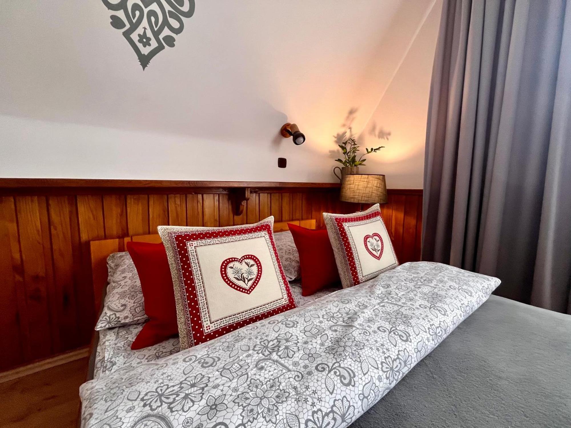 Marina Bed & Breakfast 3*